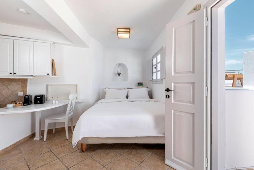 Calderas Hug & Panoramic Sea View - 3 Lux Suites إيميروفيغلي المظهر الخارجي الصورة