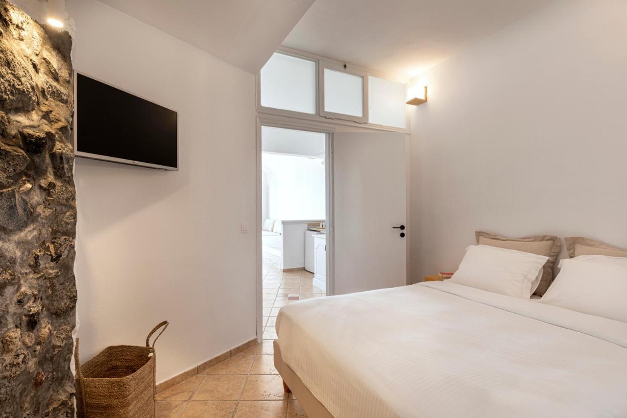Calderas Hug & Panoramic Sea View - 3 Lux Suites إيميروفيغلي المظهر الخارجي الصورة